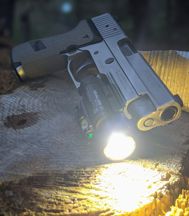 Olight Baldr Pro 1350lm  Light with Green Laser & Strobe C Black